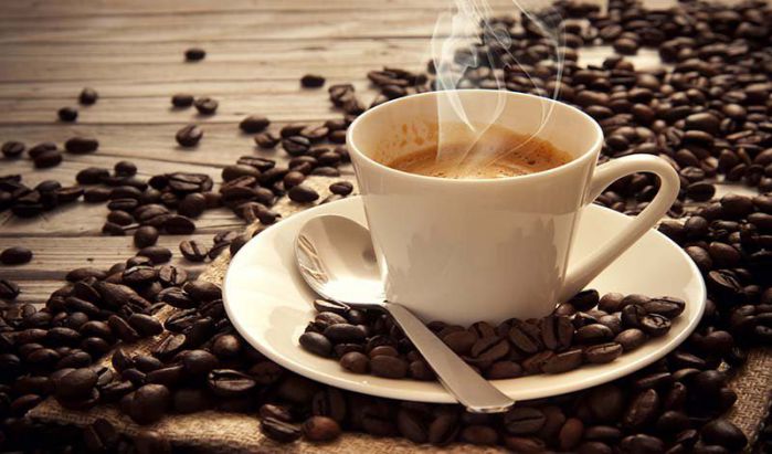 đau dạ dày kiêng đồ uống chứa caffeine và cồn